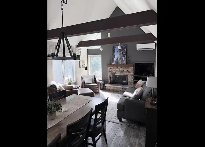 Haney Hideaway Warm And Welcoming Peek N Peak Condo Close To Lift 8 Sleeps 10